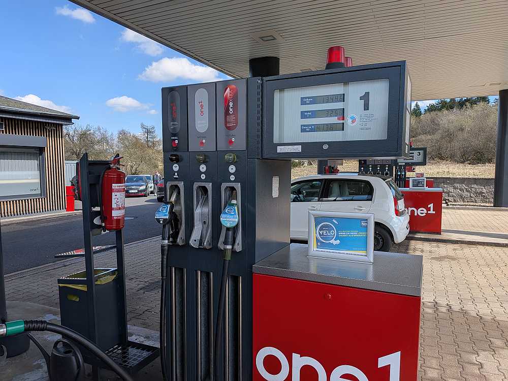Tankstelle one1 in Cínovec / Böhmisch Zinnwald an der Grenze zum Osterzgebirge